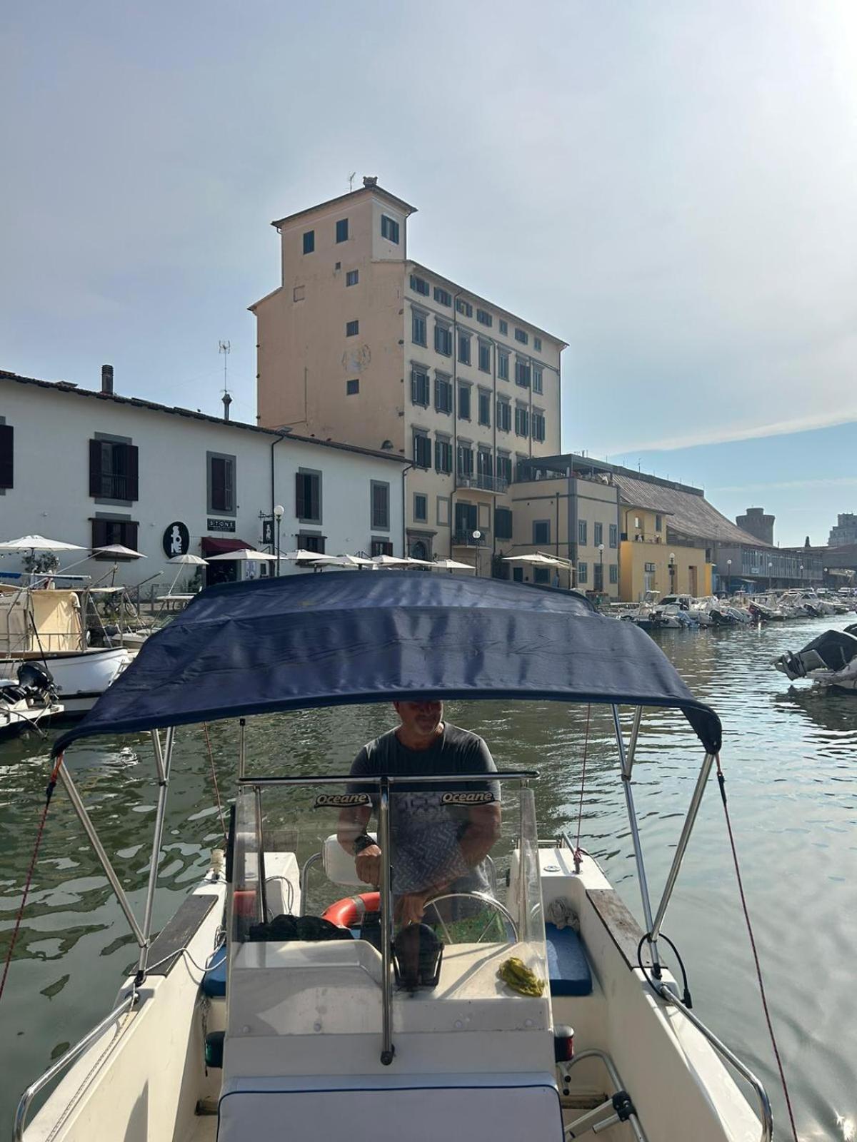 Waterfront Balcony I Grani 5 Resort Grand Suite Livorno Eksteriør billede