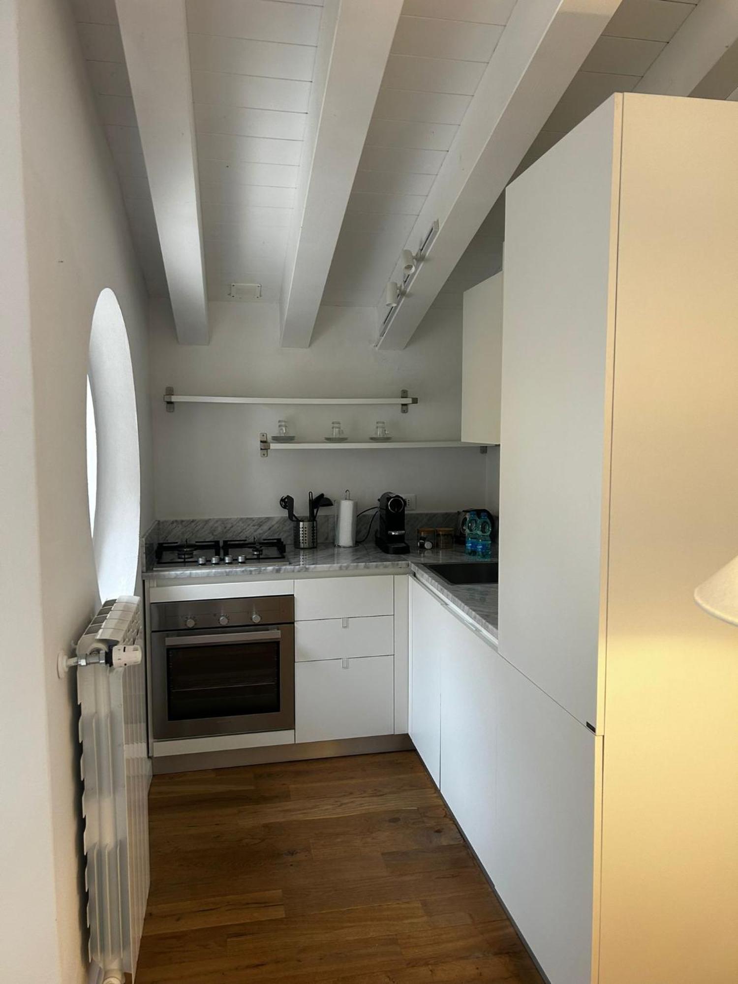 Waterfront Balcony I Grani 5 Resort Grand Suite Livorno Eksteriør billede