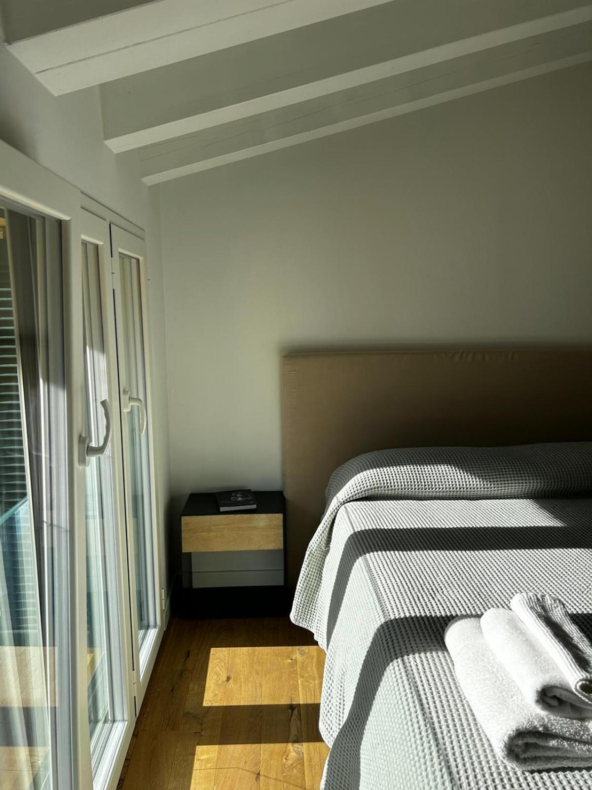 Waterfront Balcony I Grani 5 Resort Grand Suite Livorno Eksteriør billede